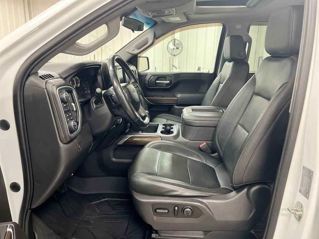 Used 2019 Chevrolet Silverado 1500 RST AWD/4WD image 20