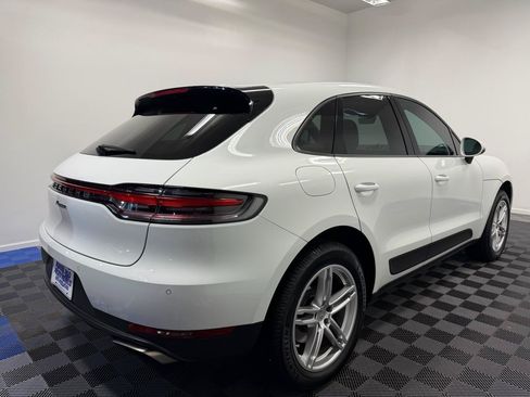 Used 2021 Porsche Macan AWD/4WD image 12