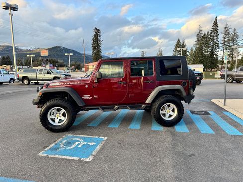 Used 2008 Jeep Wrangler Unlimited Rubicon w/ PWR Convenience Group image 4