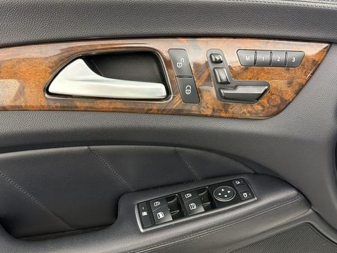 Used 2013 Mercedes-Benz CLS 550 4MATIC image 27