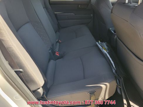Certified 2024 Toyota Tacoma SR5 AWD/4WD image 14