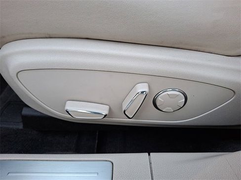 Used 2017 Lincoln MKZ Select w/ Select Plus Package image 15