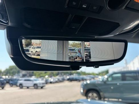 Used 2025 GMC Hummer EV 3X AWD/4WD image 36