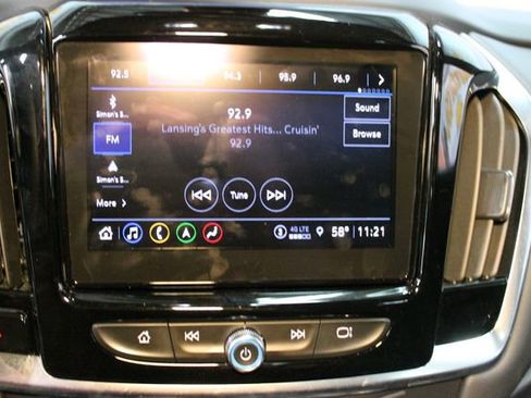 Used 2022 Chevrolet Traverse RS AWD/4WD image 27
