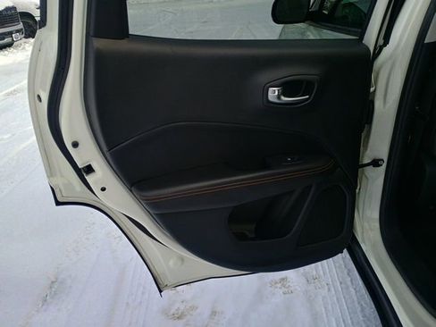 Used 2020 Jeep Compass Limited image 19