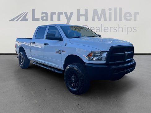Used 2016 RAM 3500 Tradesman image 7