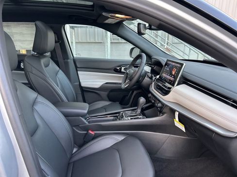 New 2026 Jeep Compass Limited w/ Sun, Sound & Navigation Group AWD/4WD image 46