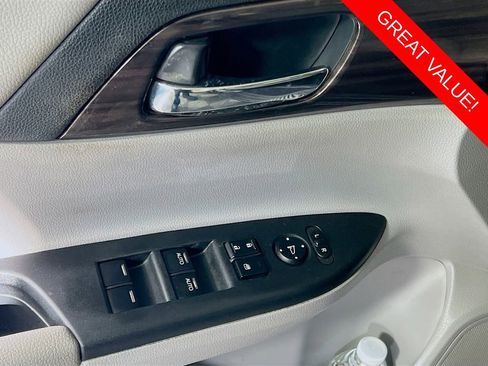 Used 2016 Honda Accord EX image 10
