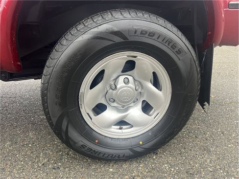 Used 2002 Toyota Tacoma PreRunner image 10