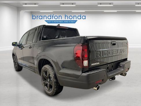 New 2026 Honda Ridgeline Black Edition image 3