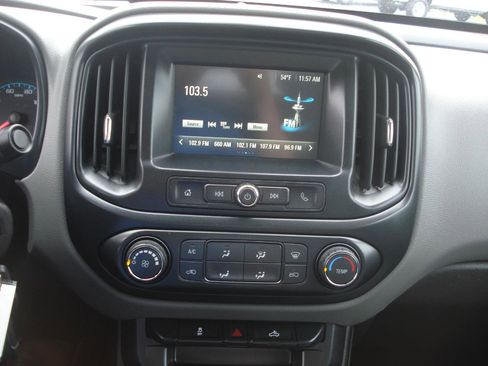 Used 2018 Chevrolet Colorado W/T w/ WT Convenience Package RWD image 28