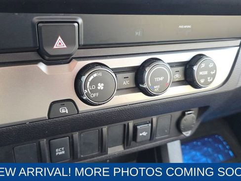 Used 2021 Toyota Tacoma SR image 19