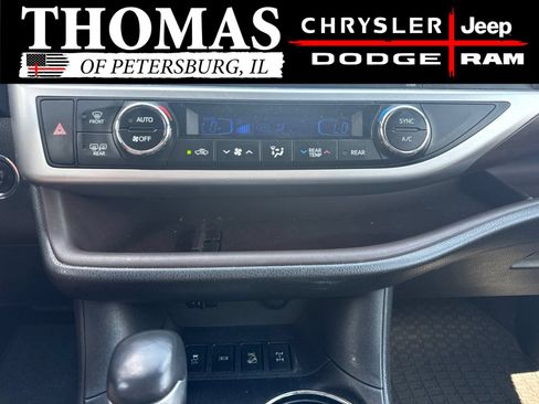 Used 2015 Toyota Highlander Limited Platinum AWD/4WD image 19