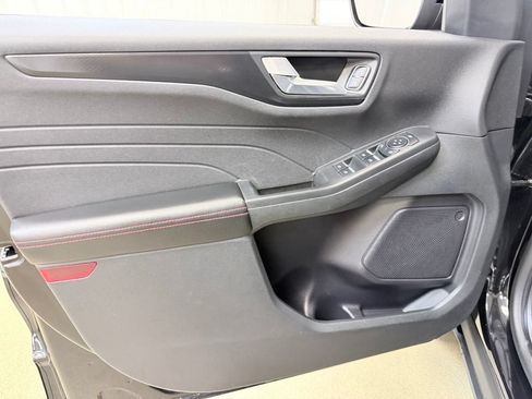 Used 2022 Ford Escape SEL w/ SEL Stealth AWD Package image 8