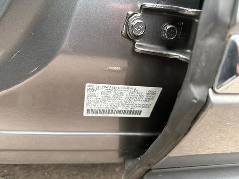 Used 2022 Acura MDX SH-AWD image 31