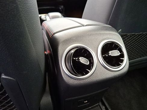 Used 2022 Mercedes-Benz A 220 4MATIC image 10