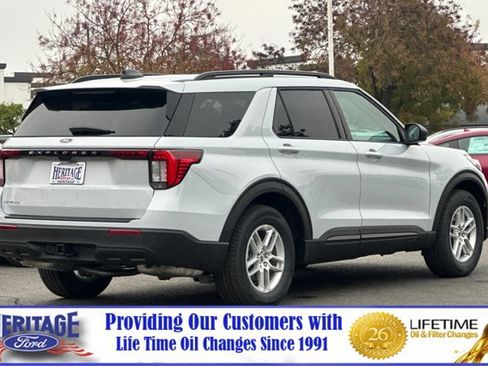 New 2026 Ford Explorer Active image 4