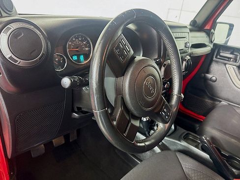 Used 2013 Jeep Wrangler Sport w/ Connectivity Group AWD/4WD image 18