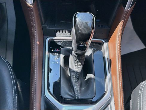 Used 2022 Subaru Forester Touring w/ Popular Package #2 AWD/4WD image 20