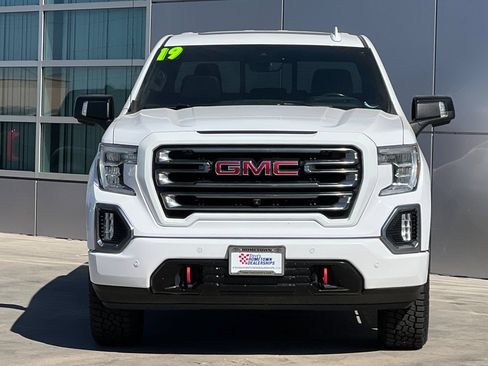 Used 2019 GMC Sierra 1500 AT4 w/ AT4 Premium Package AWD/4WD image 6