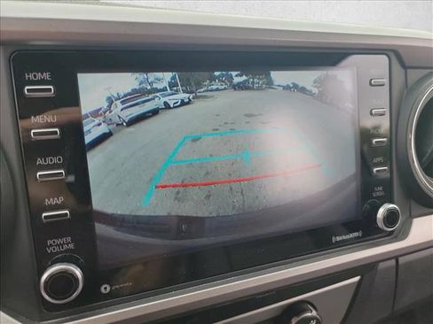 Used 2020 Toyota Tacoma SR5 image 22