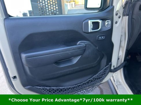 Certified 2022 Jeep Wrangler Unlimited Rubicon w/ LED Lighting Group image 37