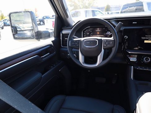 New 2026 GMC Sierra 3500 Denali w/ Technology Package image 20