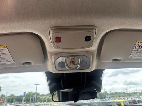 Used 2025 RAM ProMaster 2500 w/ U-Haul Equipment Group FWD image 24