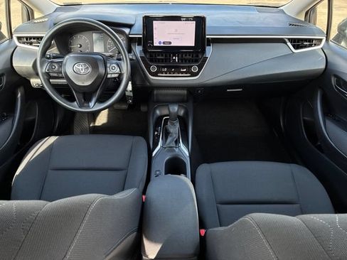 Certified 2025 Toyota Corolla LE FWD image 9