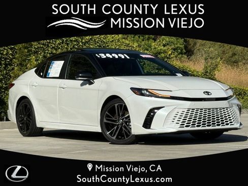 Used 2025 Toyota Camry XSE w/ Premium Plus Package FWD image 1