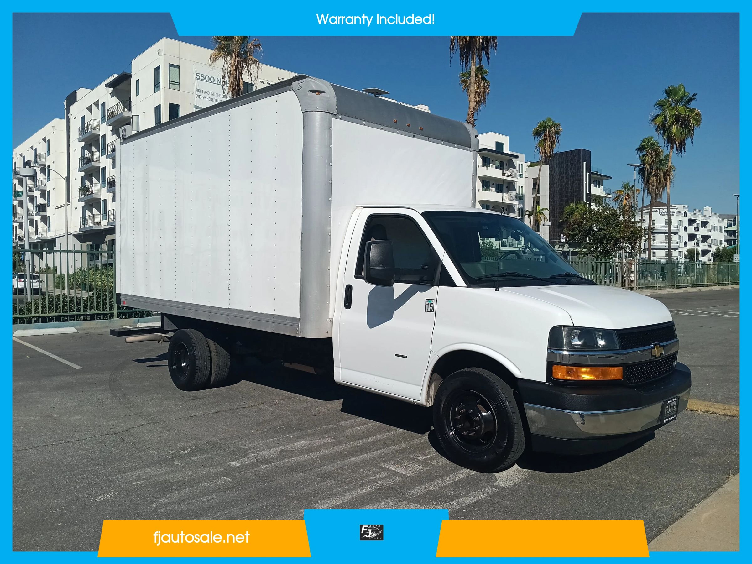 Used 2018 Chevrolet Express 3500 w/ Chrome Appearance Package RWD image 1