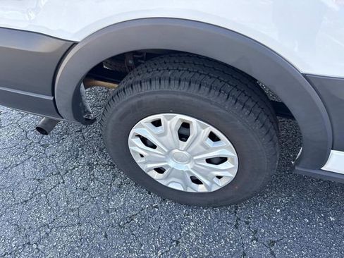 Used 2023 Ford Transit 350 XLT image 16