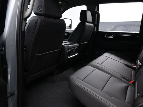 New 2026 Chevrolet Silverado 2500 LTZ w/ LTZ Premium Package AWD/4WD image 18