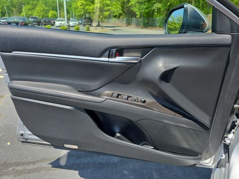 Used 2024 Toyota Camry XSE image 25