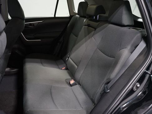 Certified 2025 Toyota RAV4 LE image 28