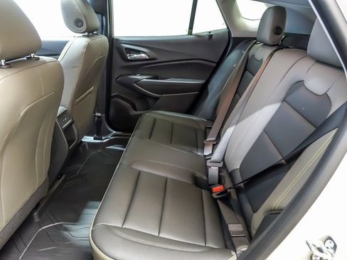 New 2026 Chevrolet Trax ACTIV w/ Sunroof Package image 11