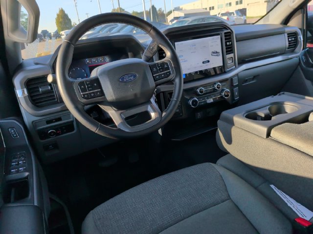 Used 2025 Ford F150 XLT w/ Equipment Group 301A Standard AWD/4WD image 31