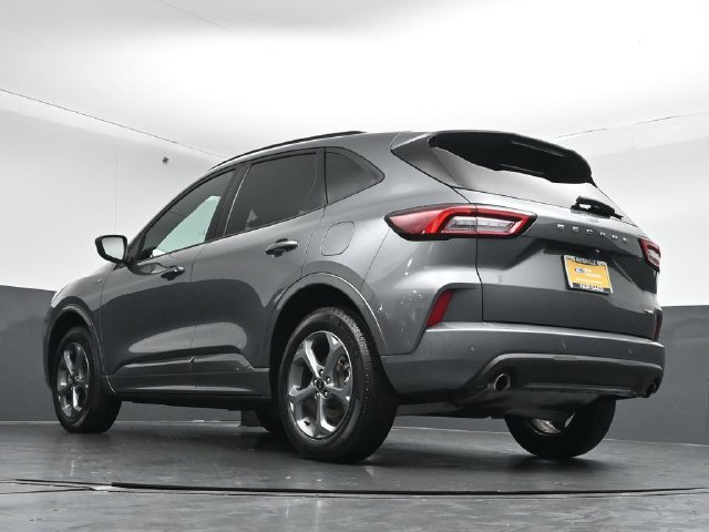 Certified 2024 Ford Escape ST-Line w/ Tech Pack #1 AWD/4WD image 42