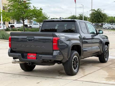 Used 2024 Toyota Tacoma TRD Off-Road AWD/4WD image 4