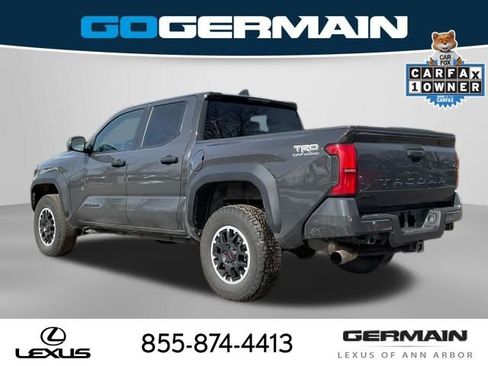 Used 2024 Toyota Tacoma TRD Off-Road image 5