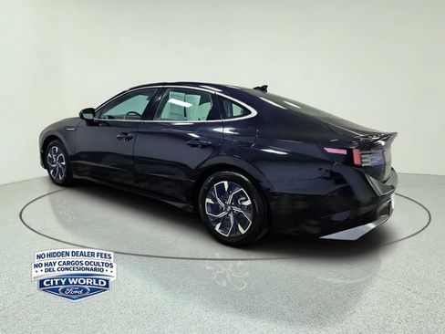 Used 2025 Hyundai Sonata SEL FWD image 5