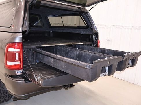 Used 2022 RAM 2500 Big Horn w/ Level C Equiment Group AWD/4WD image 37