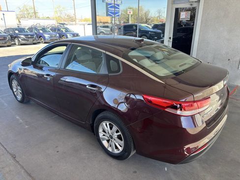 Used 2016 Kia Optima LX image 5