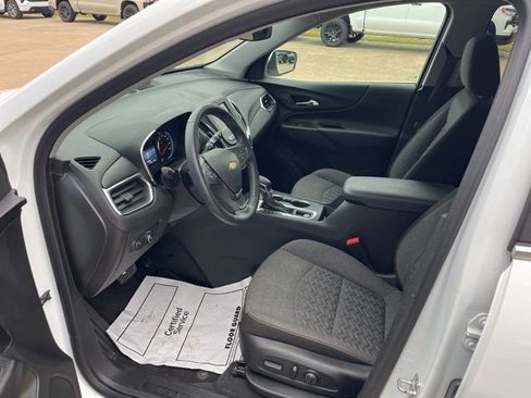 Used 2024 Chevrolet Equinox LT image 9
