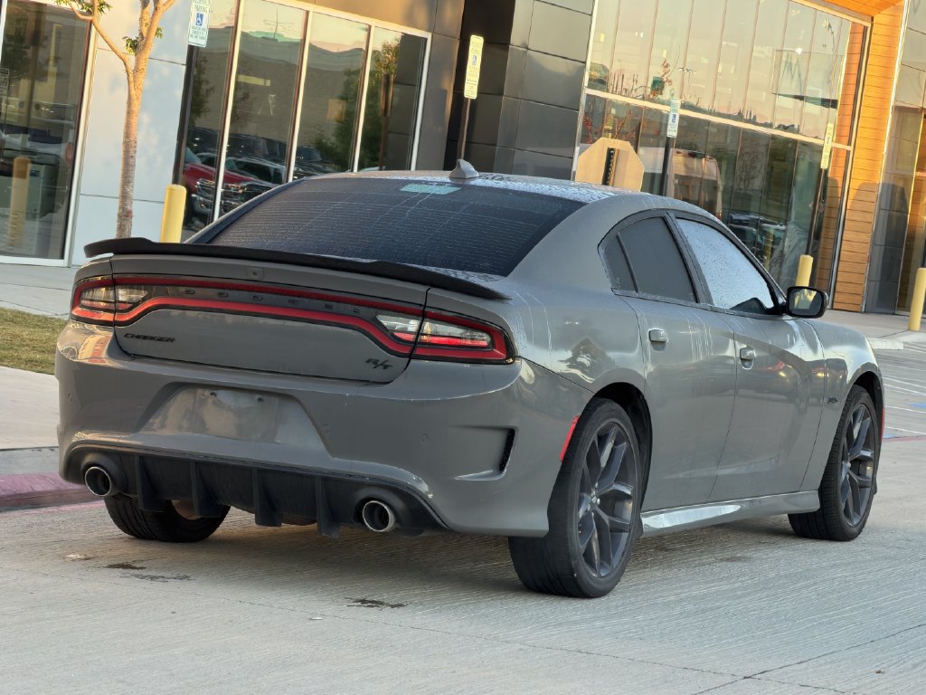 Used 2023 Dodge Charger R/T w/ Plus Group RWD image 4