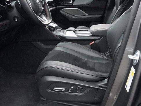 Used 2023 Acura MDX A-Spec image 30