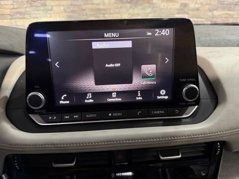 Used 2021 Nissan Rogue SV w/ Premium Package FWD image 22