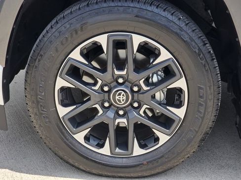 Used 2026 Toyota Sequoia Limited AWD/4WD image 11
