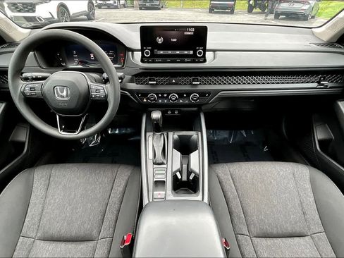 Used 2023 Honda Accord EX image 14
