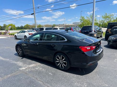 Used 2017 Chevrolet Malibu LT w/ True North Edition FWD image 3